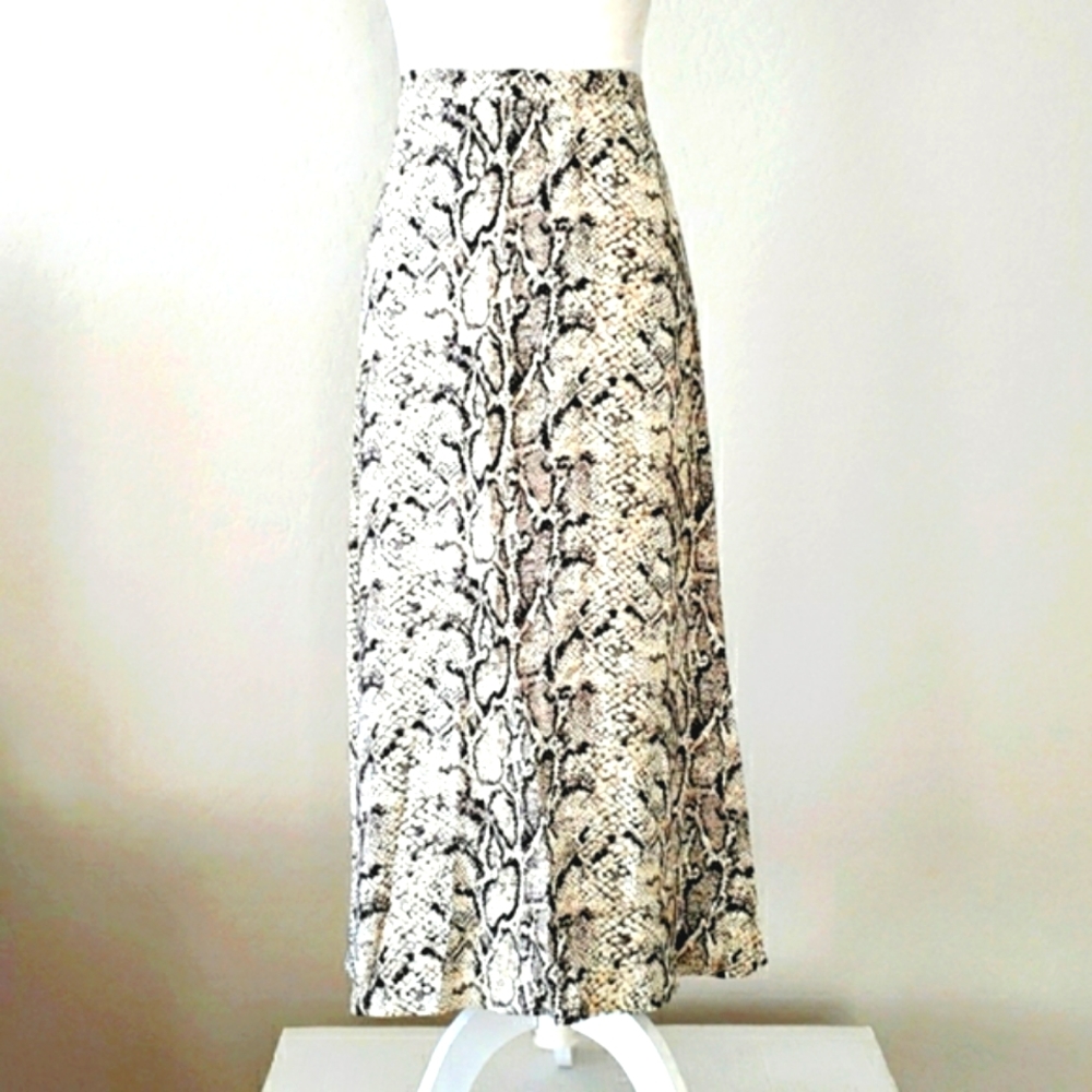 Reformation Midi skirt
